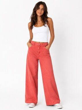Universal Thread Coral Sailor Wide Leg Jeans. 99% Cotton